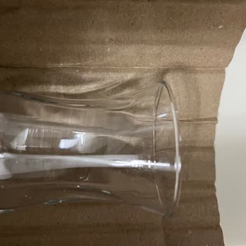 Kırık Kahvaltı Takımı Ve İletişim Sorunu