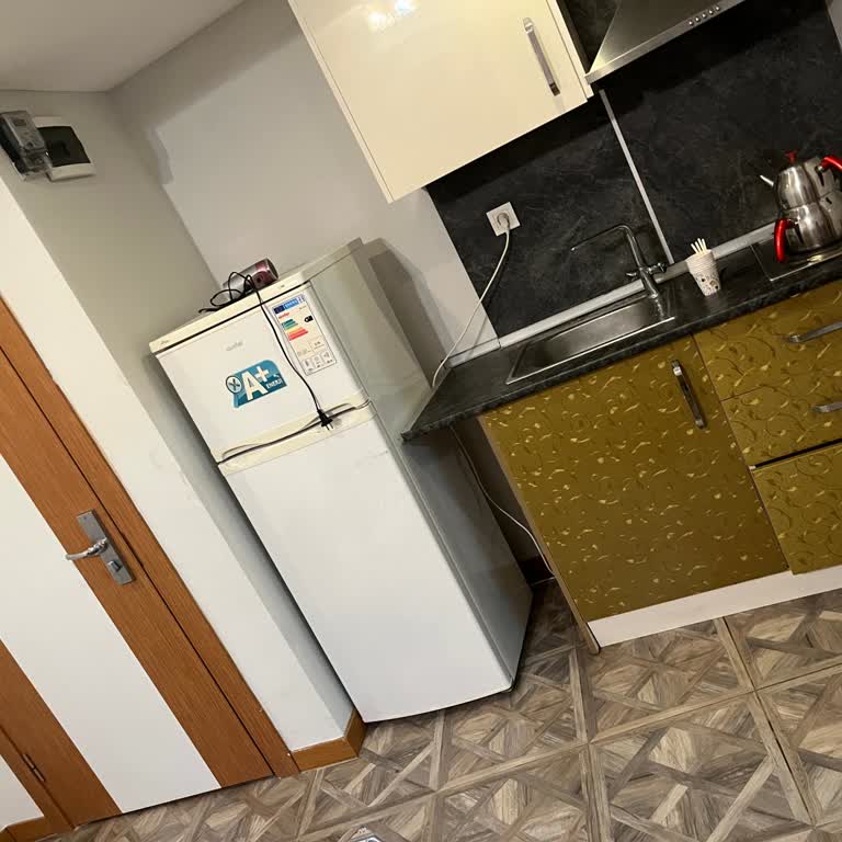 Küf Ve Pislik İçinde Kalan Oda Deneyimi