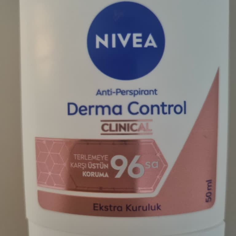Nivea Derma Control Kullanımı Sonrası Beze Problemi