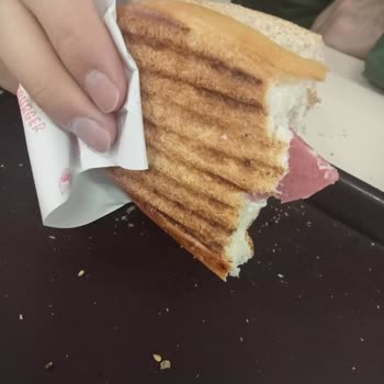 KTÜ Farabi Hastanesi Kafeterya Şikayeti