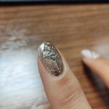 Kalıcı Oje Deneyiminde Hayal Kırıklığı