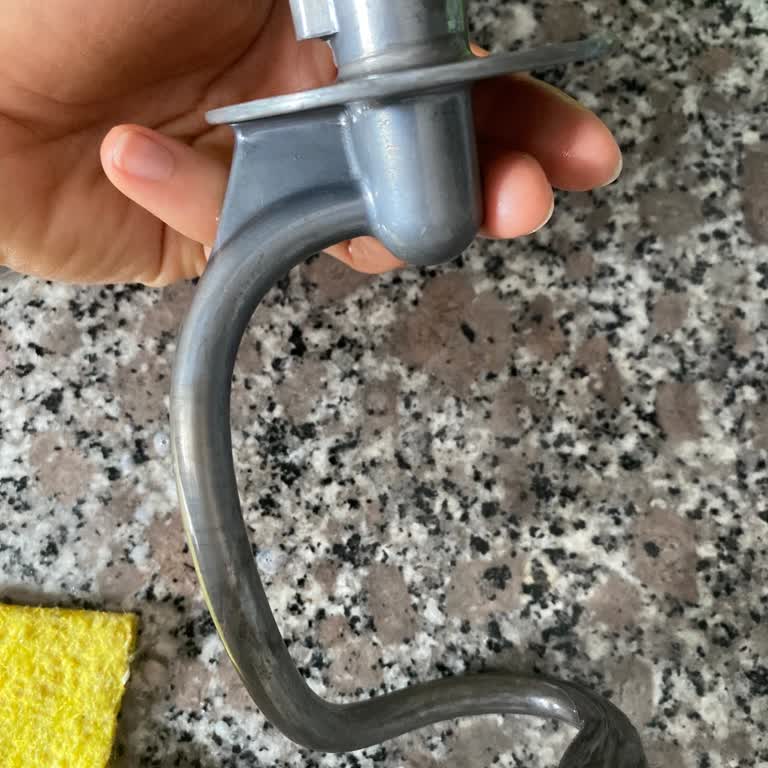 Emsan Hamur Yoğurma Makinesi Ucunda Kararma Sorunu