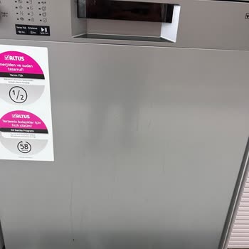 Altus Bulaşık Makinesi Kapağında Renk Değişimi Ve Müşteri Memnuniyetsizliği