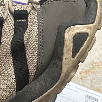 Ayakkabı Kalitesizliği Ve Rahatsızlık