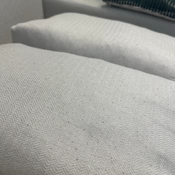 Enza Home L Koltukta Tüylenme Sorunu