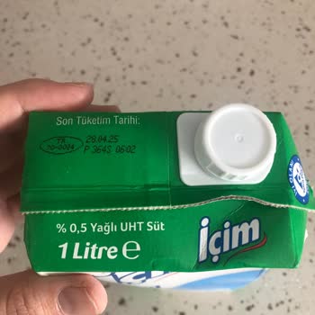 Son Kullanma Tarihi Geçmemiş Süt Kötü Kokuyor