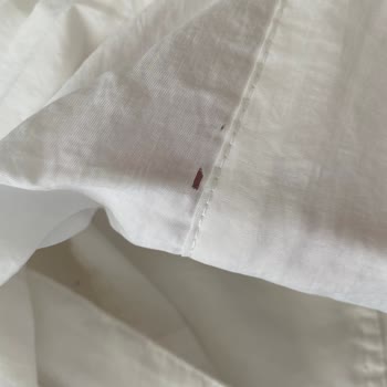 Mavi'den Alınan Gömlekte Beklenmedik Yıpranma Sorunu