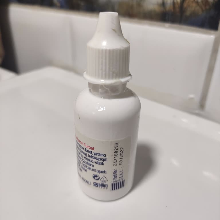 Bilim İlaç İlaç Şişesi Tasarımı Körlük Riski Taşıyor