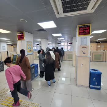 PTT Merkez Şubede Personel Yetersizliği Sorunu