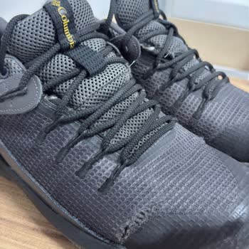 Columbia Ayakkabılarında Erken Yıpranma Ve Amazon'un Yetersiz Desteği