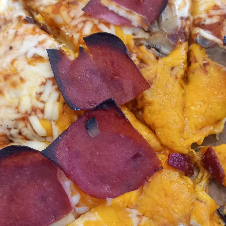 Migros'ta Yanmış Pizza Sorunu