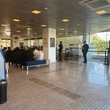 Yapı Kredi Bursa Şubesinde Uzun Gişe Bekleme Süresi