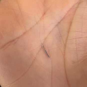 Bebek Çorabında Tehlikeli Dikiş İğnesi
