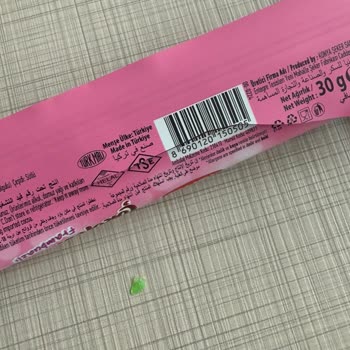 Çikolata Dolgusundan Plastik Parçası Çıktı