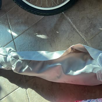 Yanlış Kargo Teslimatı Ve İlgisiz Müşteri Hizmetleri