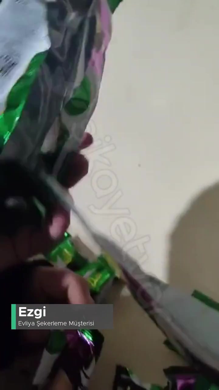 Dutti Boş Çikolata! videonun kapak resmi