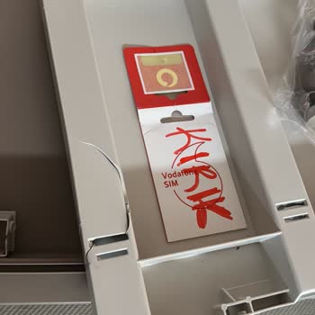 Kırık Parça Ve İlgisiz Müşteri Hizmetleri