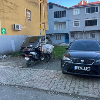 Elektrik Direği Sorunu Çözüm Bekliyor