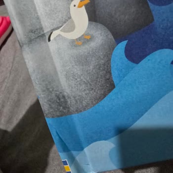 Yırtık Kitap Ve İlgisiz Satıcı Deneyimi