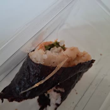 Sushi Wrap İçinde Tehlikeli Kılçık: Sağlık Riski Taşıyor