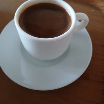 Kocatepe Kahve Hayal Kırıklığı: Bayat Ve Köpürmeyen Tat