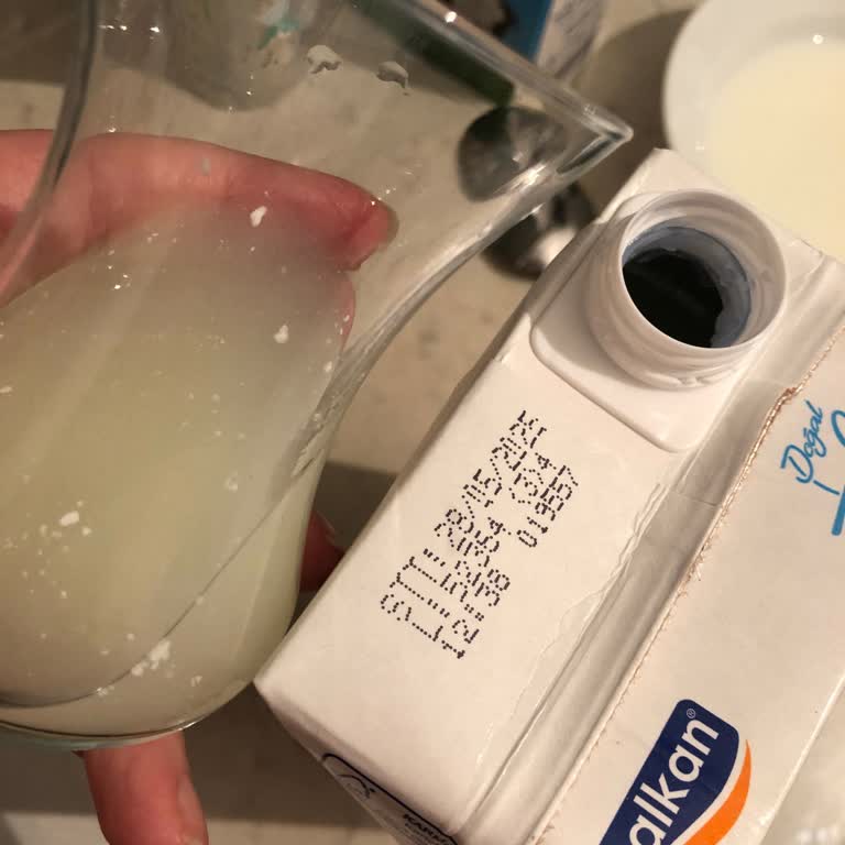 Bozuk Sütlerle Karşılaşma: Sağlığımız Tehlikede!