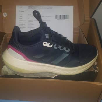 Hepsiburada'dan Aldığım Adidas Ayakkabılar 4 Ayda Delindi