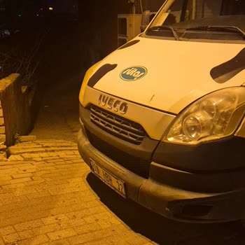 Otopark Girişimizi Engelleyen Araç!