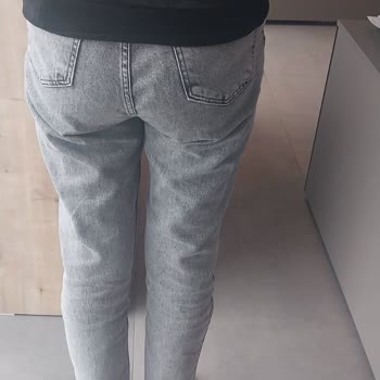 Defolu Pantolon Ve Yetersiz Müşteri Hizmeti