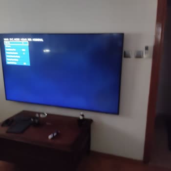 Samsung QLED TV'de Bulutlanma Sorunu Ve Servis Yanıtı