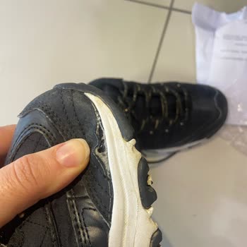 Dayanıklı Olmayan Ayakkabılar Ve Yetersiz Müşteri Hizmeti