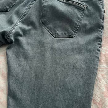 Mavi Jeans Kot Pantolonda Kalıcı Beyaz Leke Sorunu