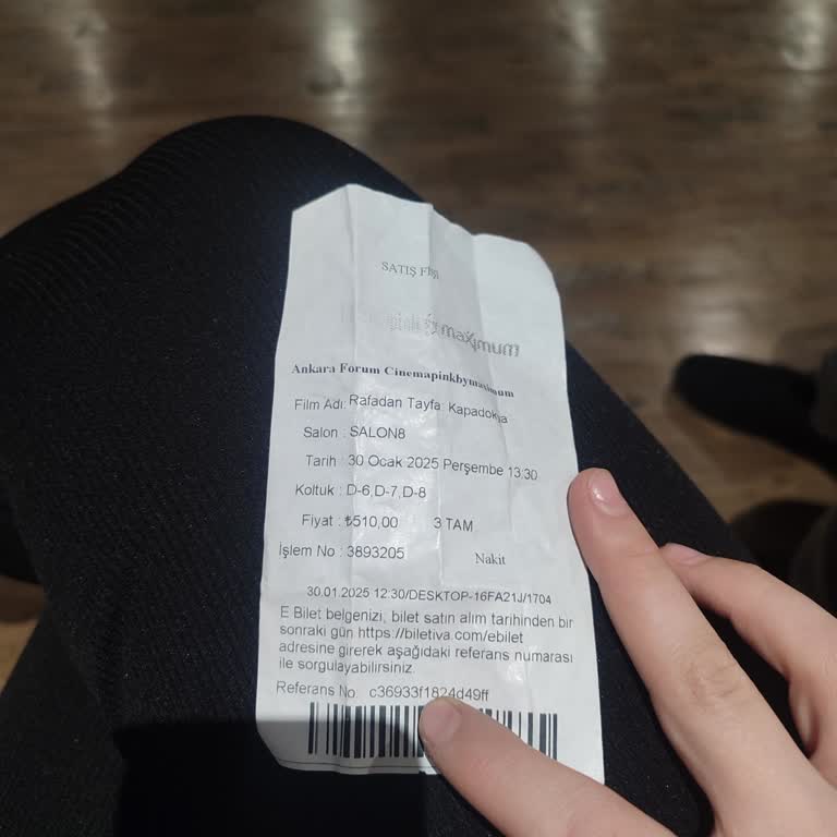 Sinema Salonunda 3 Yaşındaki Çocuğa Tam Bilet Şoku