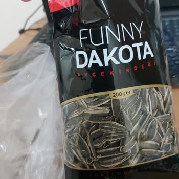 BİM Market'ten Aldığım Çekirdekte Şok Edici Yabancı Madde!