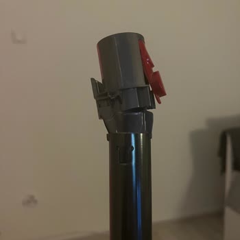 Dyson V12 Süpürge Borusu Dayanıklılık Sorunu