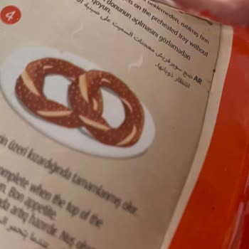 Dondurulmuş Simitlerin Kesik Gelmesi Rahatsız Etti
