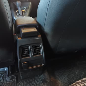 Renault Captur USB Girişleri Eksikliği