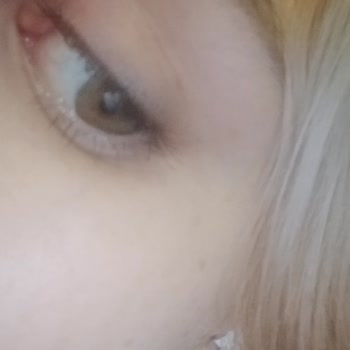 Göz Şişmesi Ve Yanma: Maskara Tehlikesi