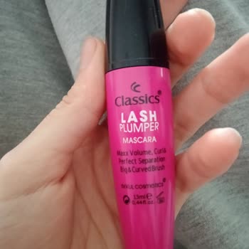 Göz Şişmesi Ve Yanma: Maskara Tehlikesi