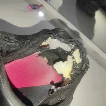 Ayakkabıda Üretim Hatası Ve Değişim Talebi