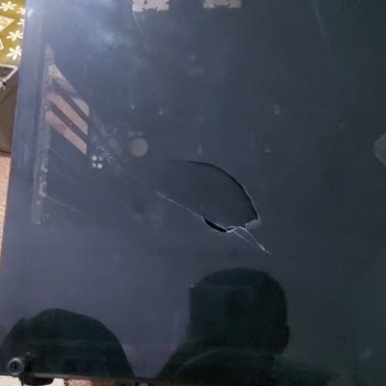 Kargo Teslimatında Umursamazlık Ve Hasarlı Ürün Sorunu