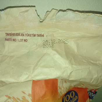 Tam Buğday Ununda Taş Parçası Gibi Sert Cisimler