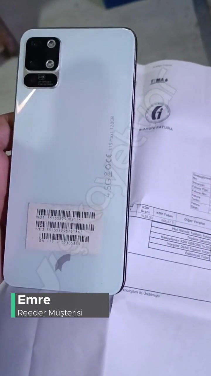 Reeder'in Garantili Telefona Bakışı videonun kapak resmi