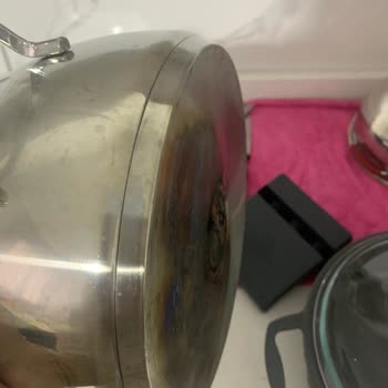 Taç Marka Tencerenin Beklenmedik Deformasyonu