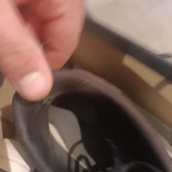 Ayakkabıda Topuk Sorunu Ve Üretici Firma İlgisizliği