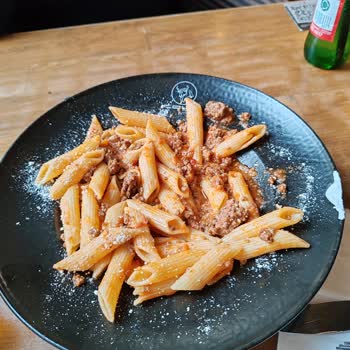 Kötü Sunum Ve İlgisiz Hizmetle Karşılaştım