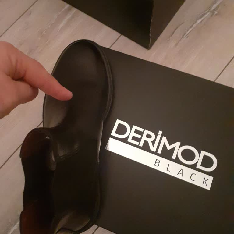 Derimod Botları Ayağımı Acıtıyor, Mağaza İade Almıyor