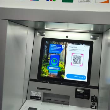 İş Bankası ATM'si Döviz Çekim Sorunu