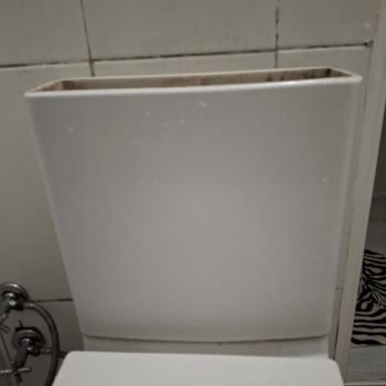 Turkuaz Seramik Klozet Kapağı Sorunu