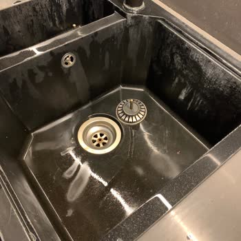 Franke Granit Evyelerde Çözüm Bulunamayan Beyaz Leke Sorunu